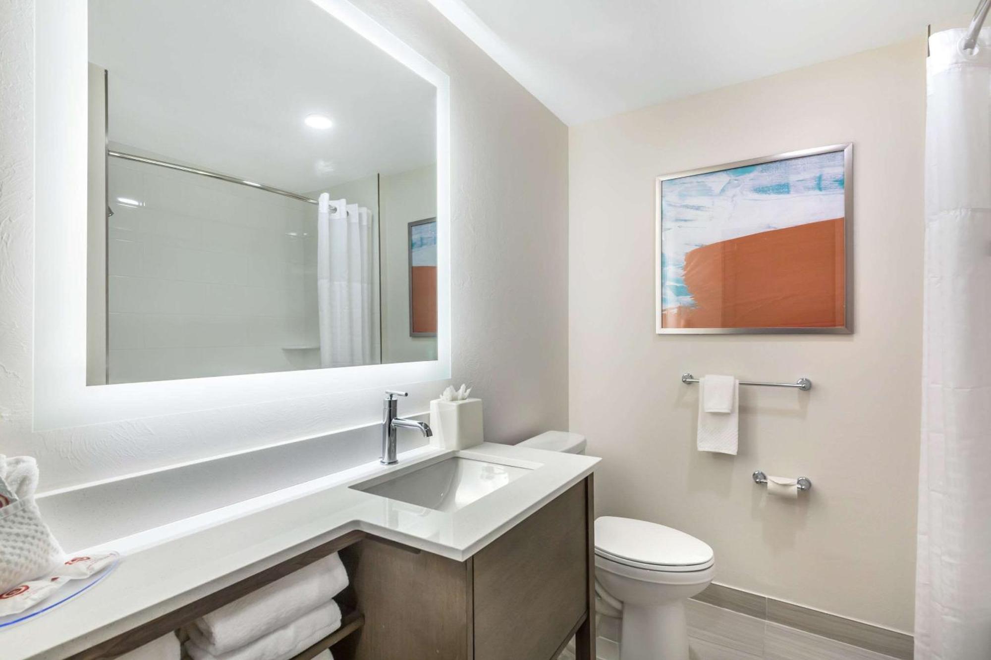Comfort Suites Fort Myers East I-75 מראה חיצוני תמונה