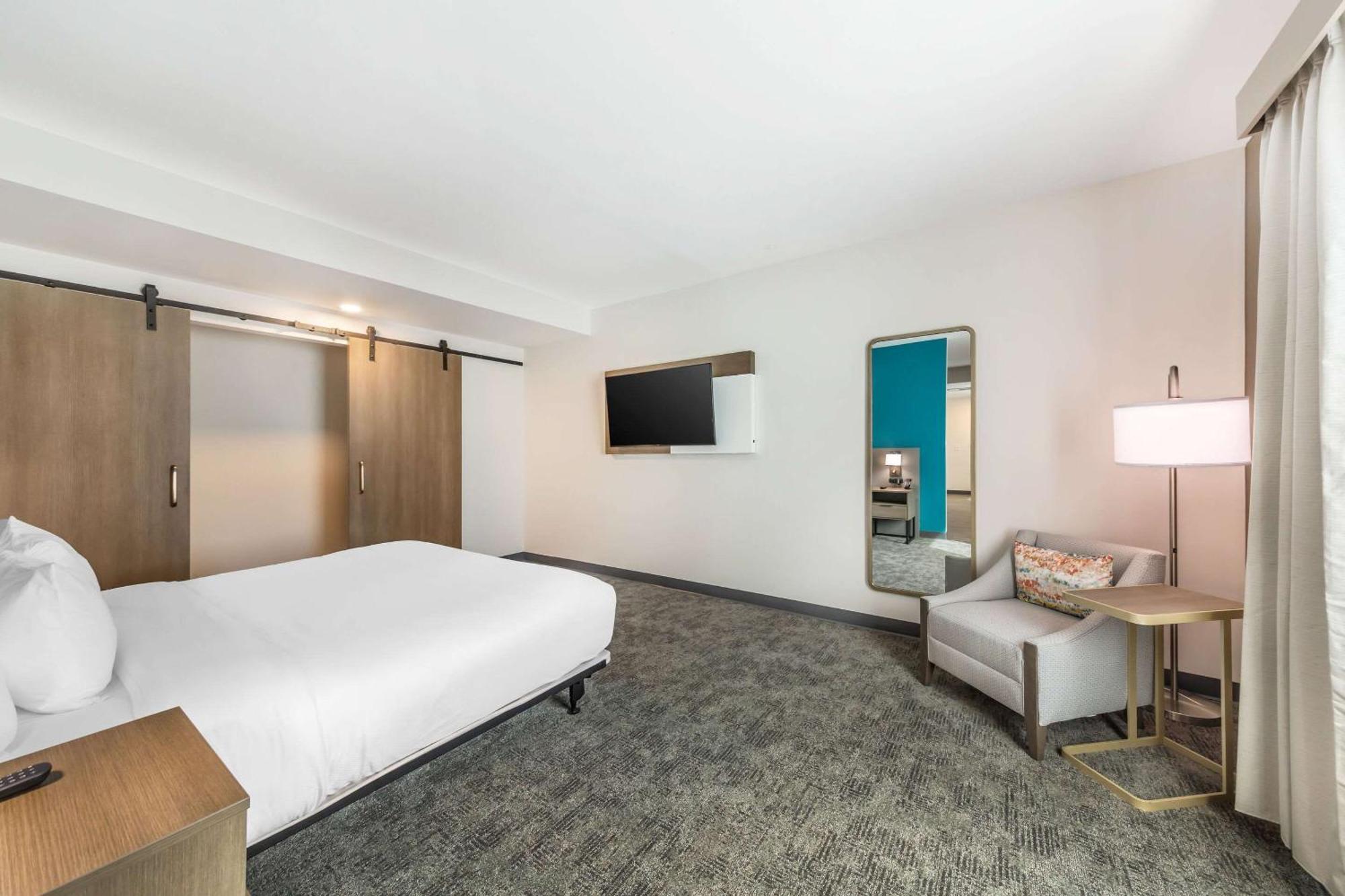 Comfort Suites Fort Myers East I-75 מראה חיצוני תמונה